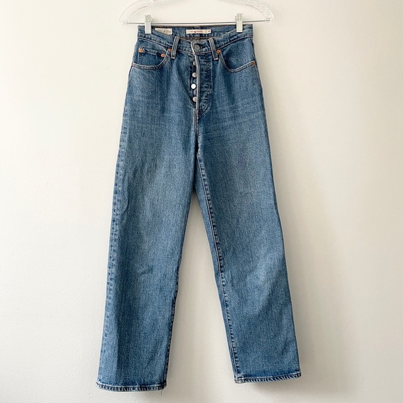 Levi's Denim - Levi's Ribcage Straight Jeans 25W